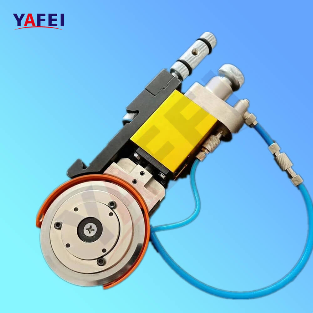 pneumatic slitting blade Pneumatische Schneidklinge